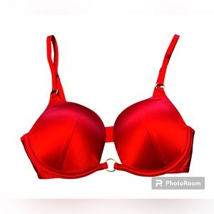 VICTORIA’S SECRET Red Bra